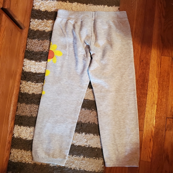 Two Junior Capri Joggers - Picture 2 of 13